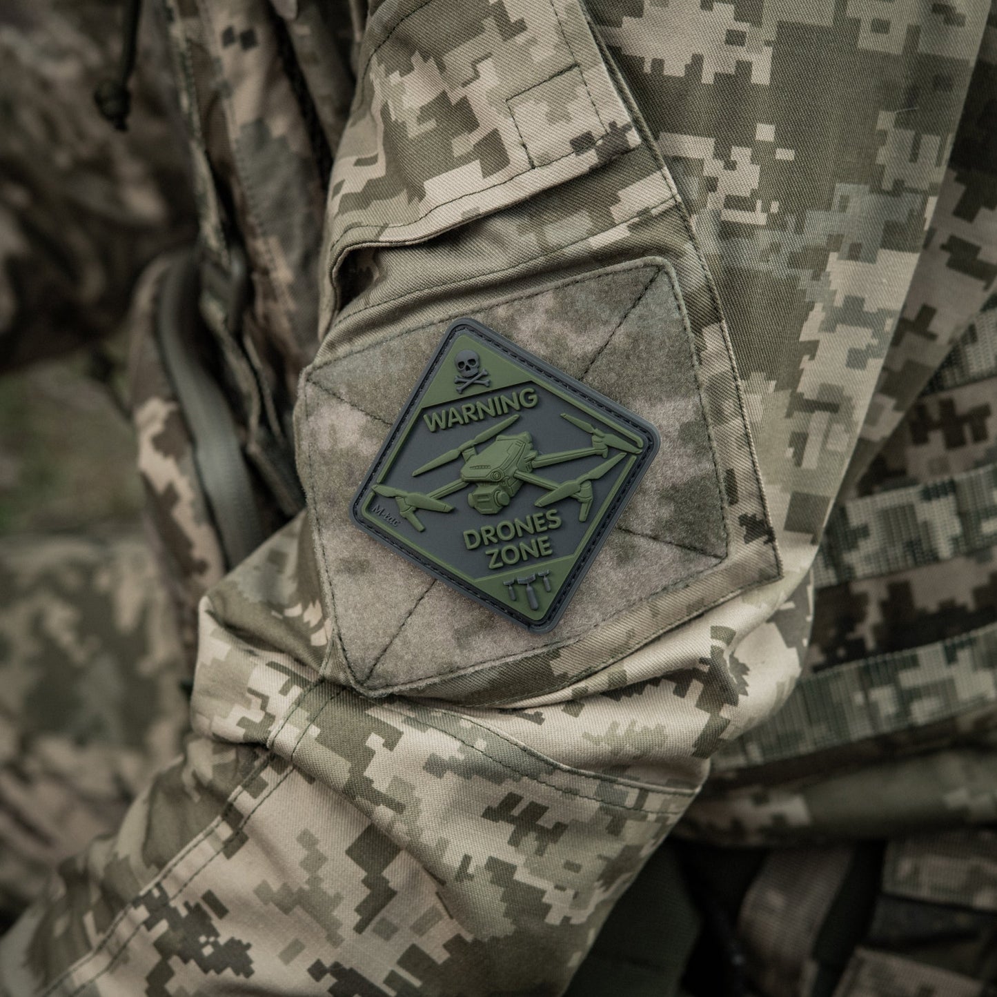 Warning Drones Zone PVC Morale Patch – M-Tac Tactical Hook & Loop Drone Operator Patch for Backpack, Plate Carrier & Range Bag