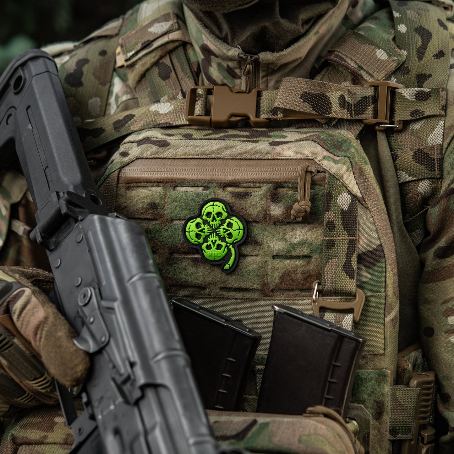 Lucky Skull Shamrock PVC Morale Patch – M-Tac Tactical Hook & Loop Clover Patch for Backpack, Plate Carrier & EDC Gear