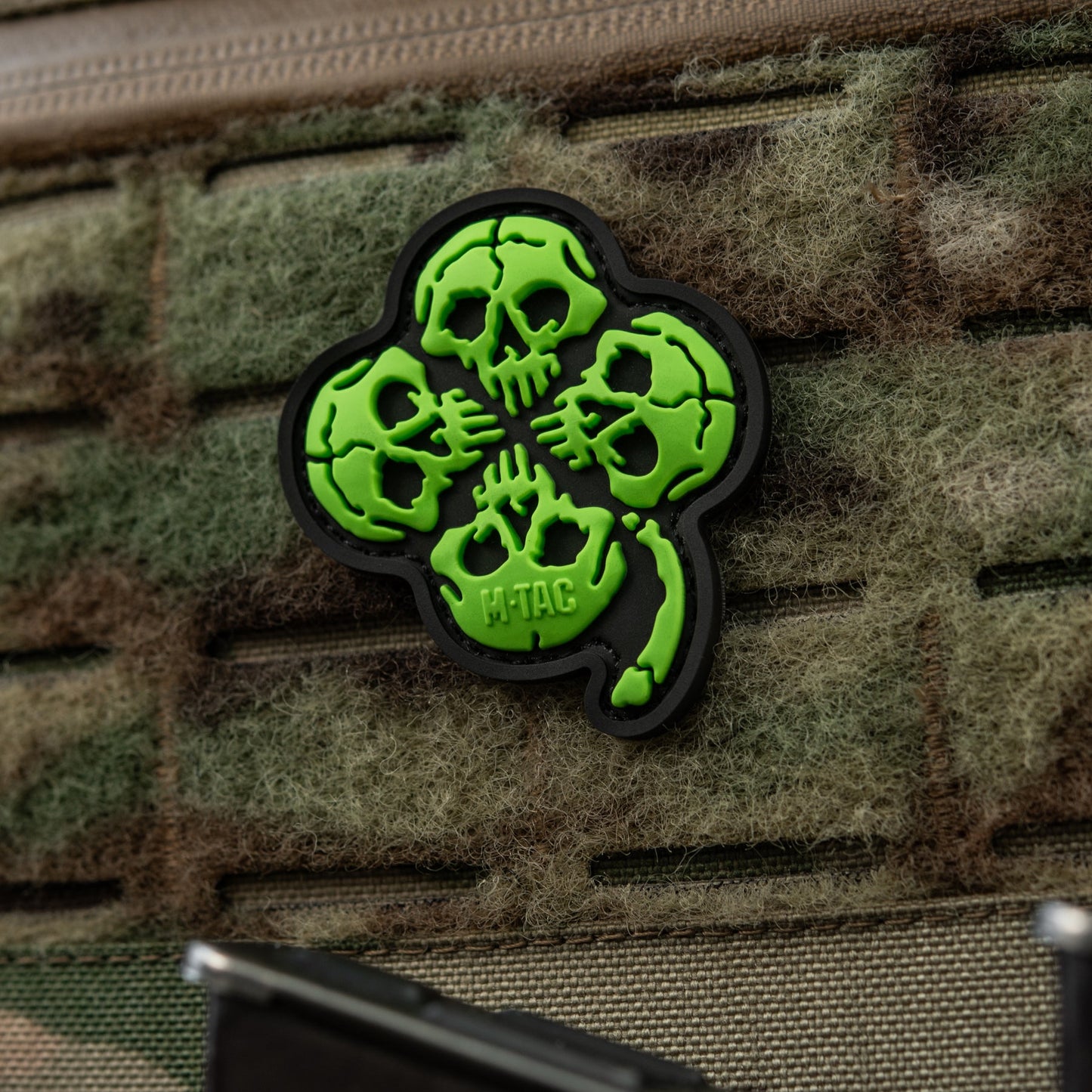 Lucky Skull Shamrock PVC Morale Patch – M-Tac Tactical Hook & Loop Clover Patch for Backpack, Plate Carrier & EDC Gear